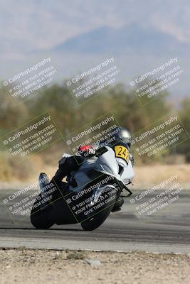 media/Oct-25-2025-Race Pace (Sat) [[47cce5476f]]/Non Verified (1st 20 Minutes of Every Hour)/4-Turn 2 (1112am)/